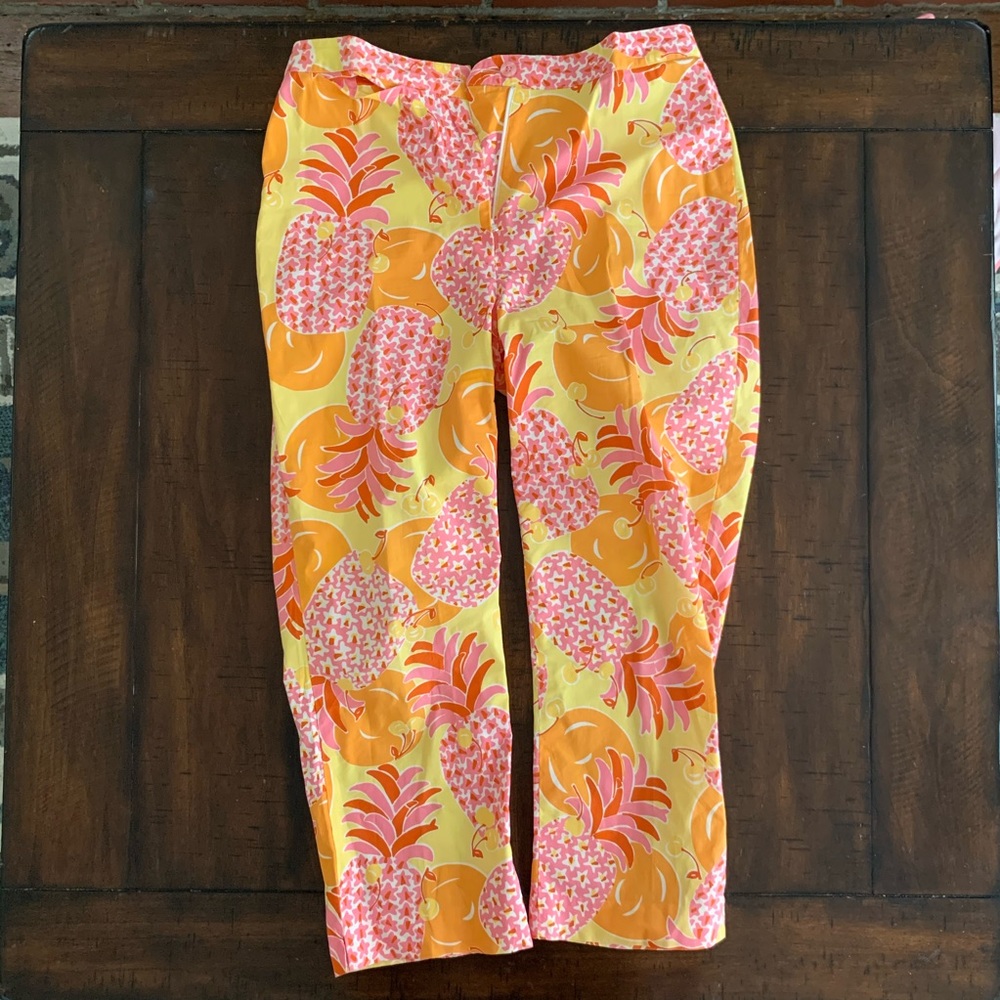 Lilly Pulitzer WHITE LABEL pineapple capris
